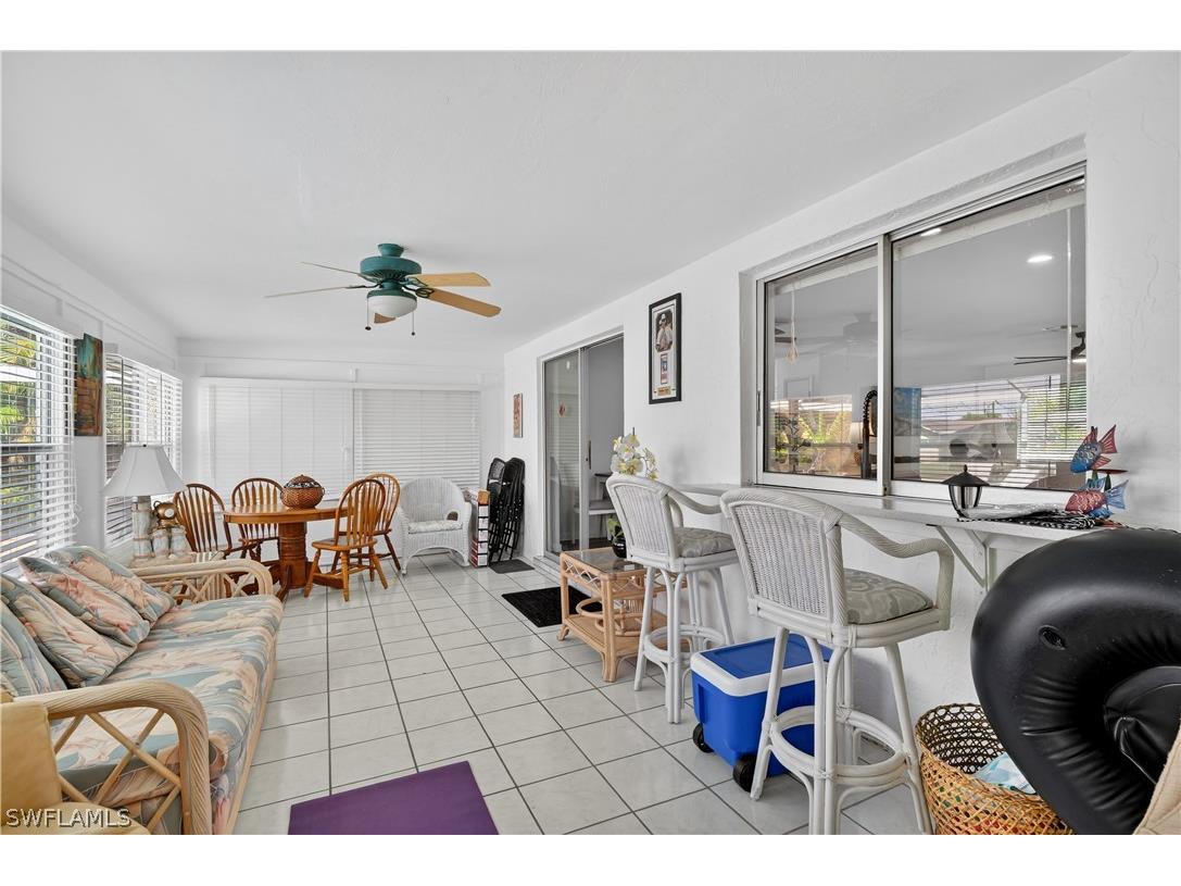 1305 SE 29th Terrace Cape Coral FL 33904 226008500 image33