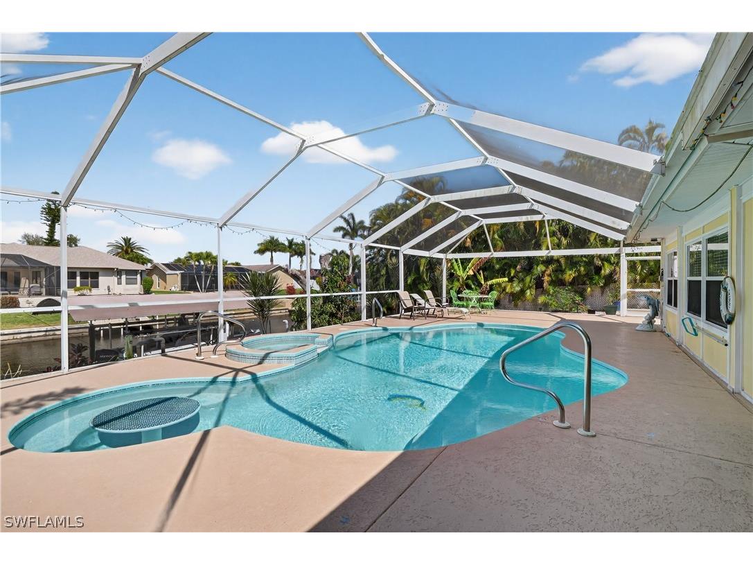 1305 SE 29th Terrace Cape Coral FL 33904 226008500 image35