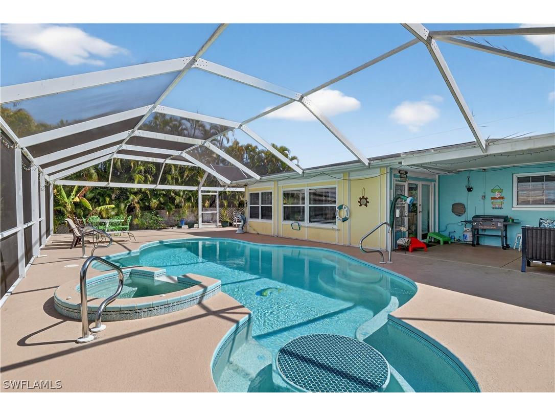 1305 SE 29th Terrace Cape Coral FL 33904 226008500 image36