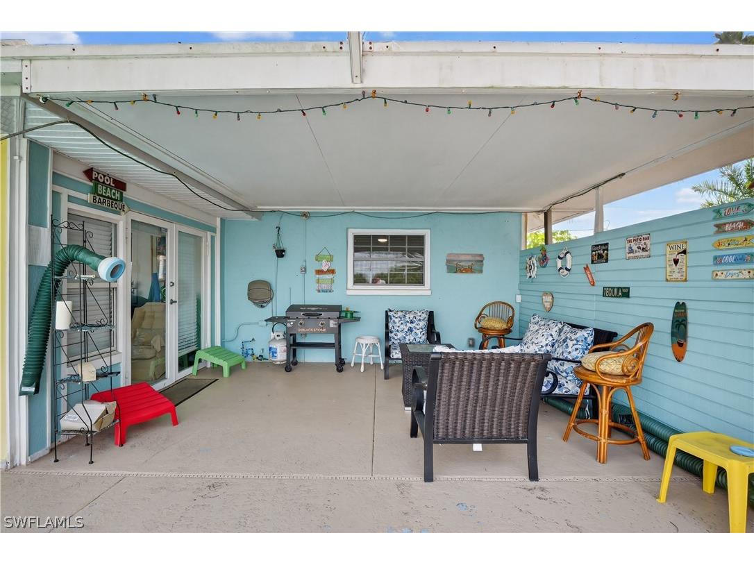 1305 SE 29th Terrace Cape Coral FL 33904 226008500 image40