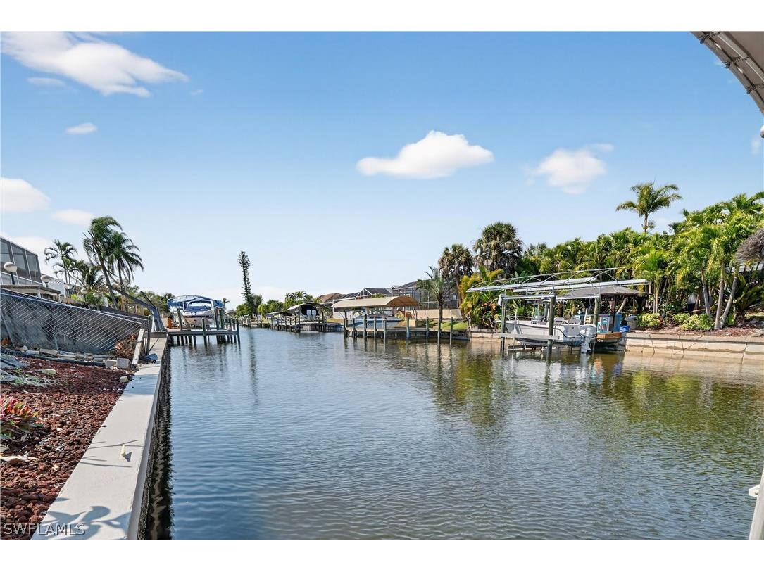 1305 SE 29th Terrace Cape Coral FL 33904 226008500 image43