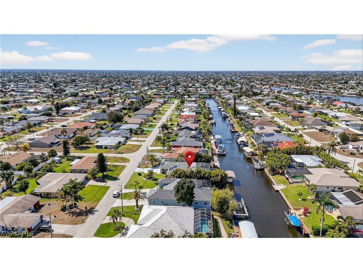 1305 SE 29th Terrace Cape Coral FL 33904 226008500 image47