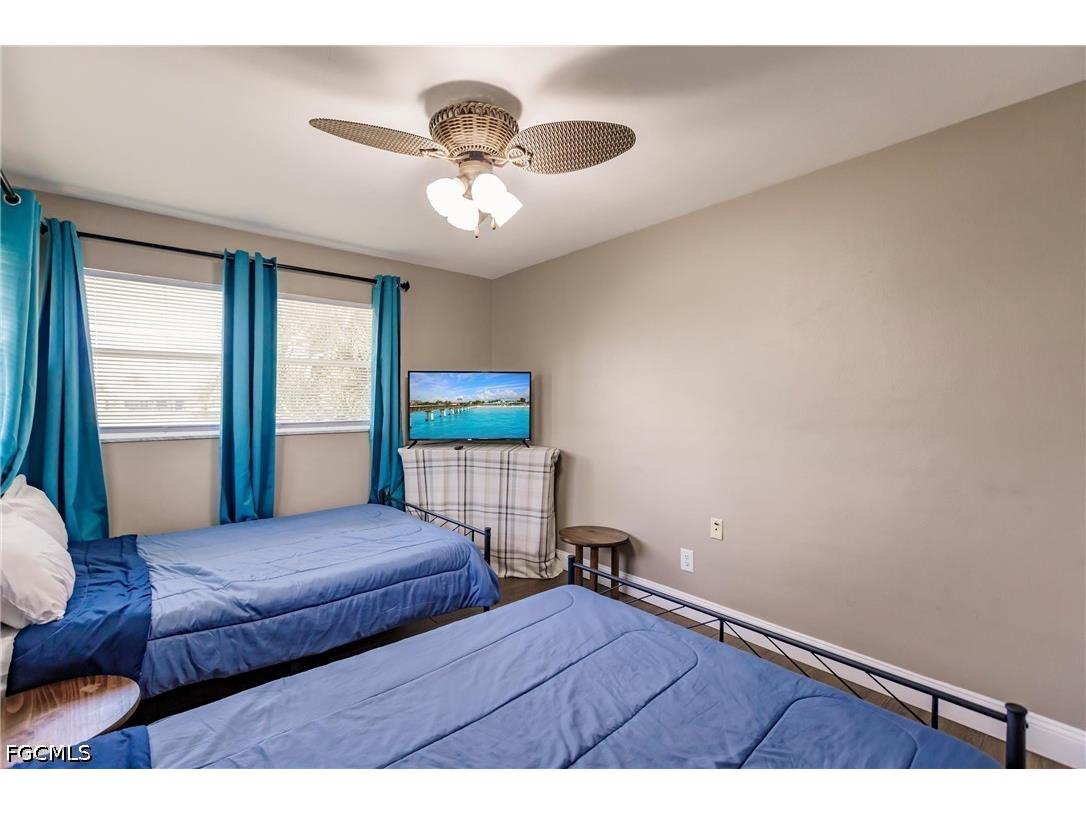 1305 SE 32nd Street Cape Coral FL 33904 2026023480 image19