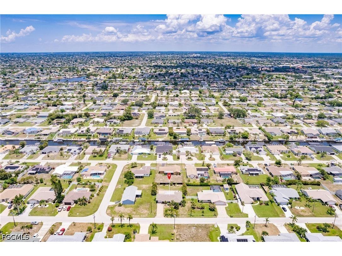 1305 SE 32nd Street Cape Coral FL 33904 2026023480 image40