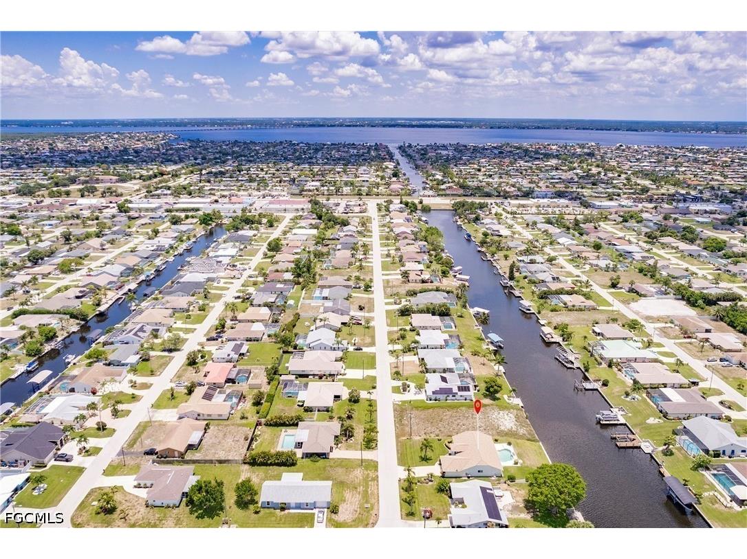 1305 SE 32nd Street Cape Coral FL 33904 2026023480 image42