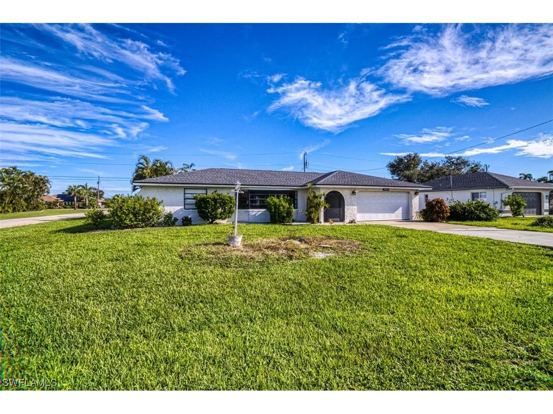 1305 SE 37th Street Cape Coral FL 33904 223069353 image1
