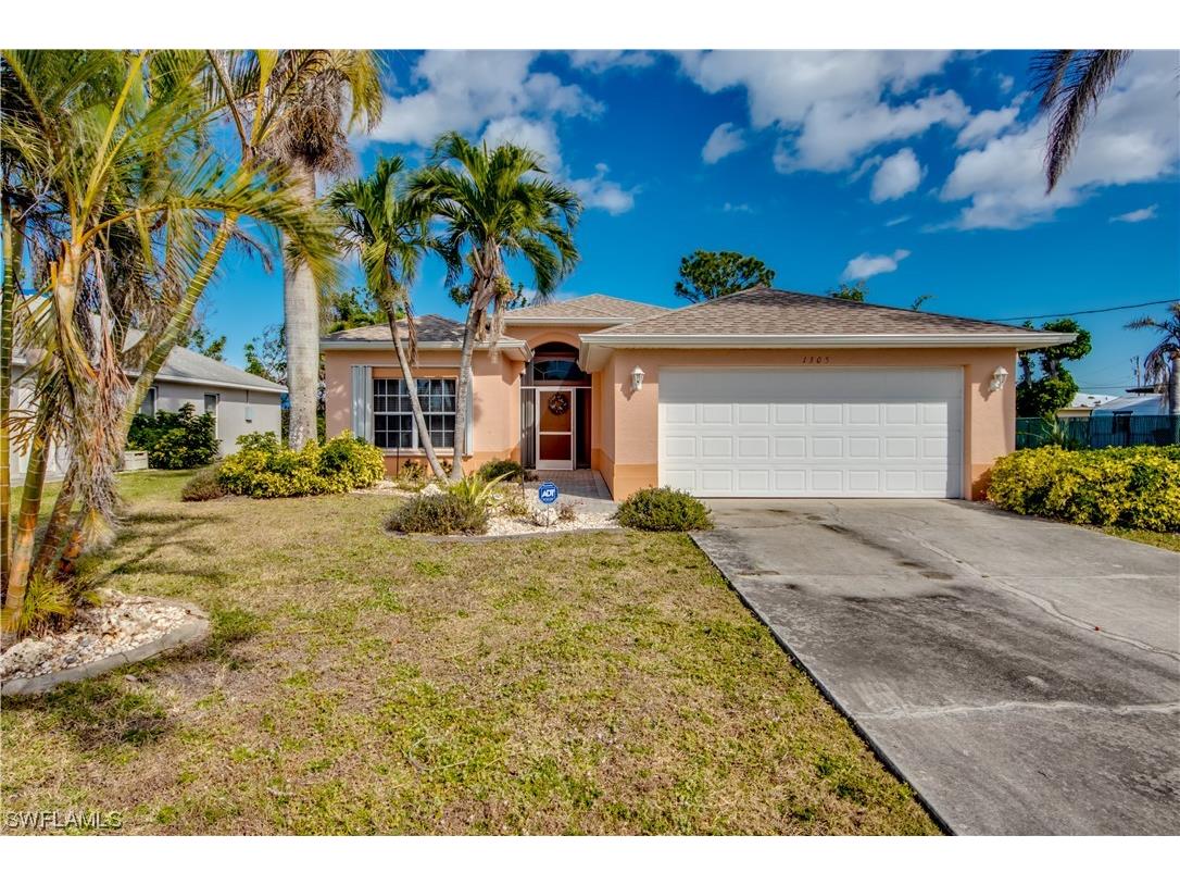1305 SE 38th Terrace Cape Coral FL 33904 223012940 image1