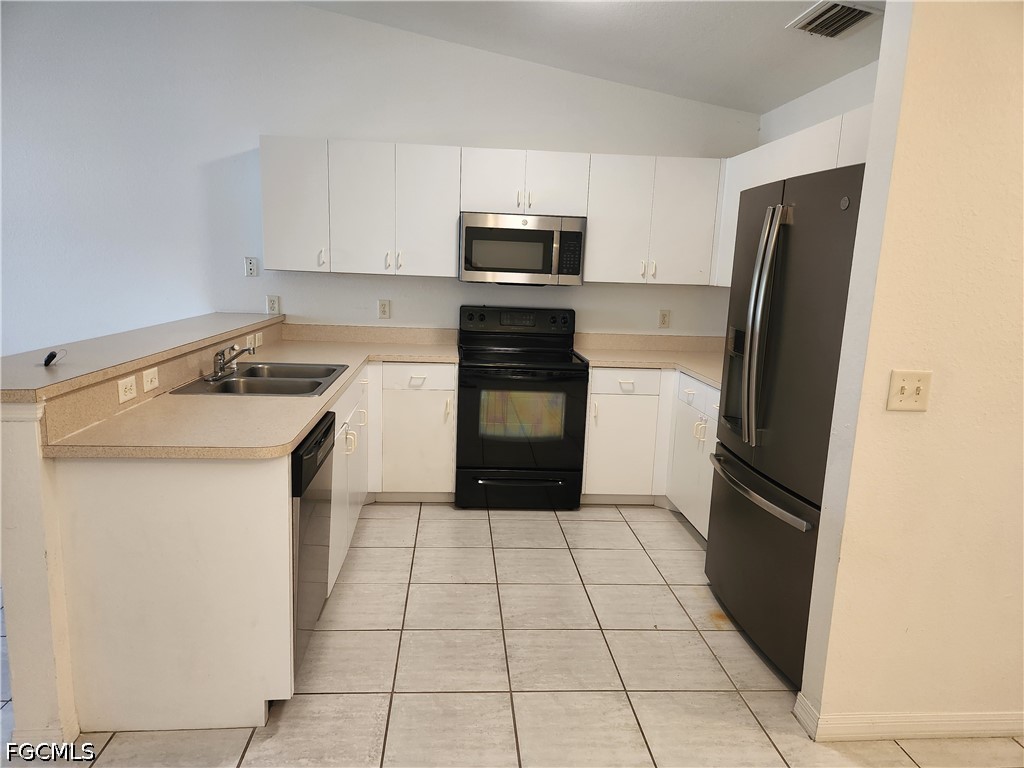 1305 SE 8th Avenue Cape Coral FL 33990 2026028667 image2