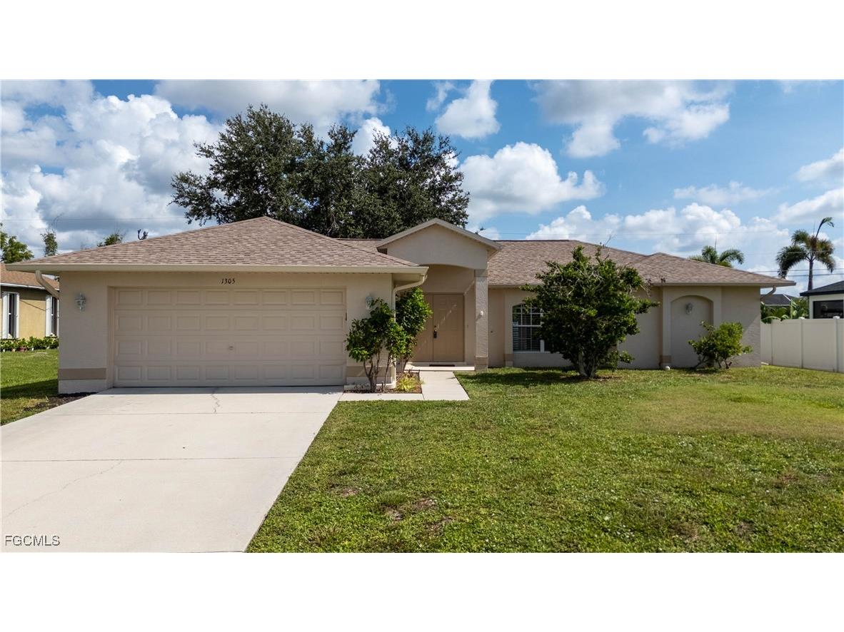 1305 SW 29th Street Cape Coral FL 33914 2025003326 image1