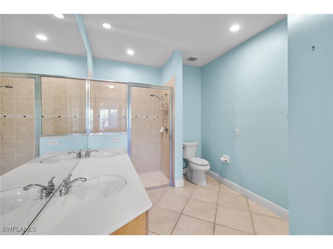 1305 Sweetwater Cove #104 Naples FL 34110 225068759 image19