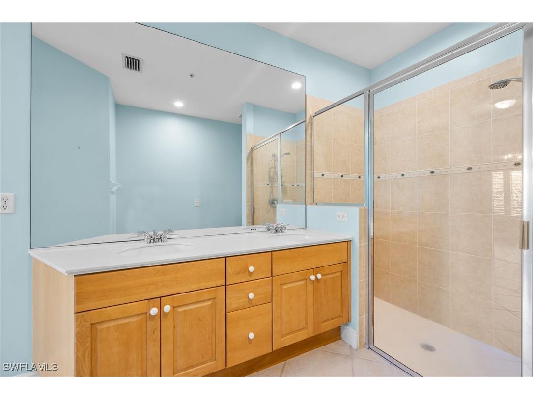 1305 Sweetwater Cove #104 Naples FL 34110 225068759 image20