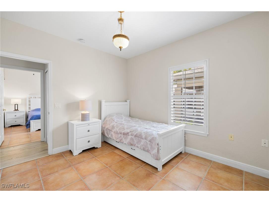 1305 Sweetwater Cove #104 Naples FL 34110 225068759 image22