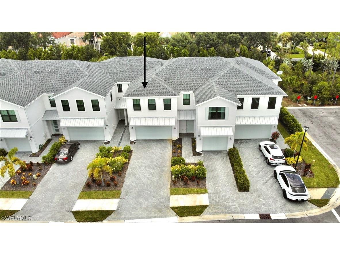 13057 Pembroke Drive Naples FL 34105 225075043 image1