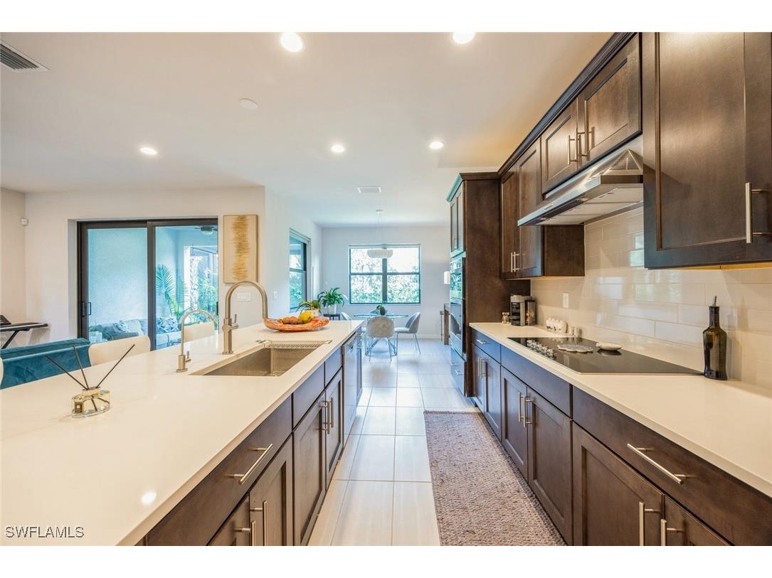 13057 Pembroke Drive Naples FL 34105 225075043 image12