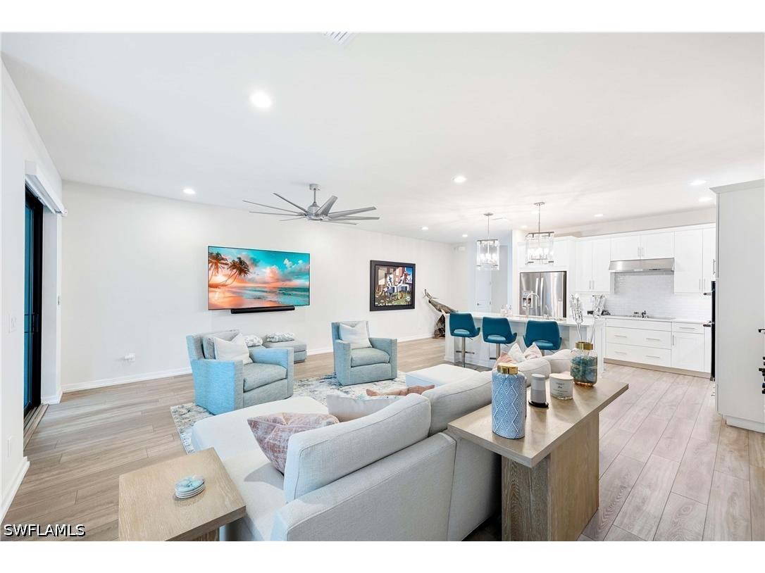 13058 Pembroke Drive Naples FL 34105 226012882 image11