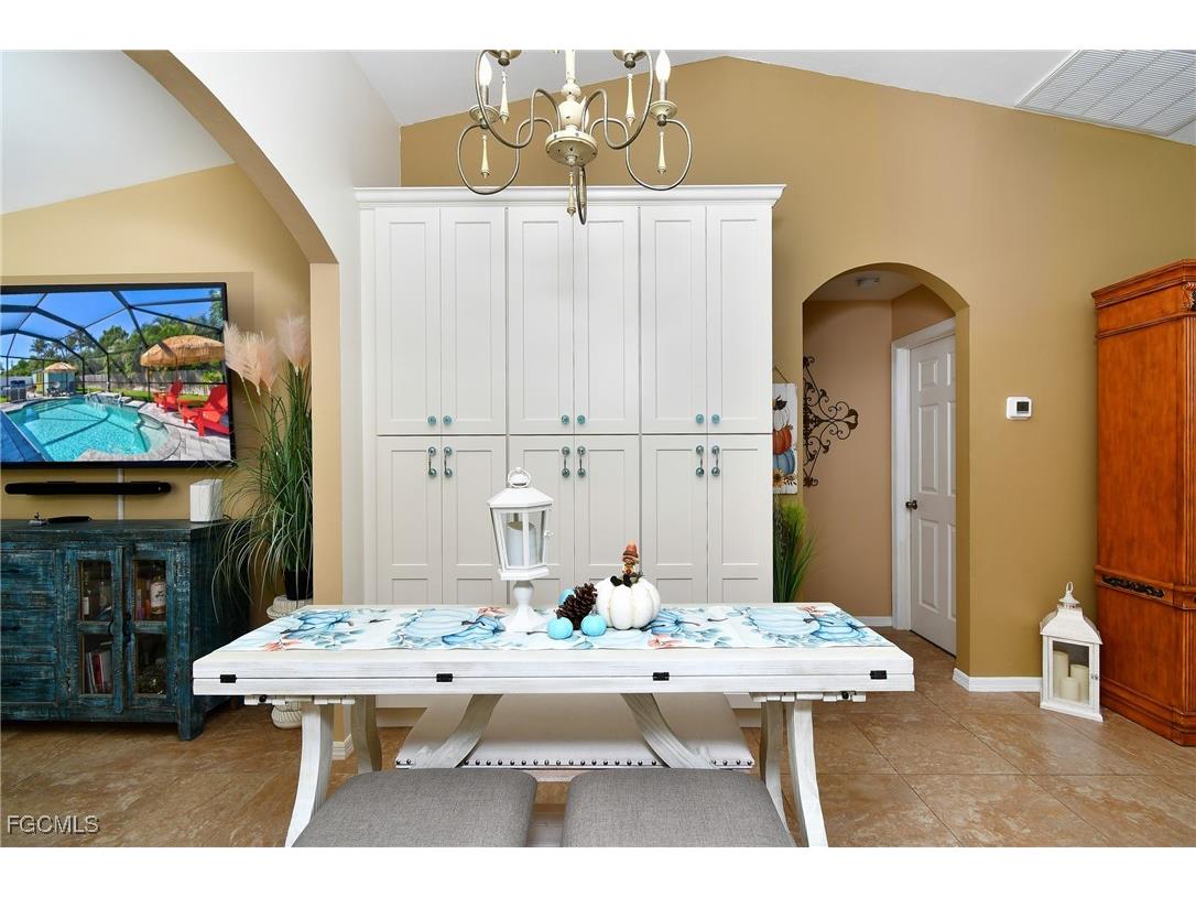 1306 SW 4th Place Cape Coral FL 33991 2025015204 image13