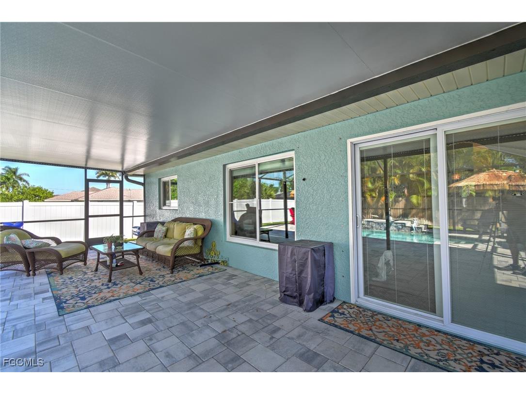 1306 SW 4th Place Cape Coral FL 33991 2025015204 image31