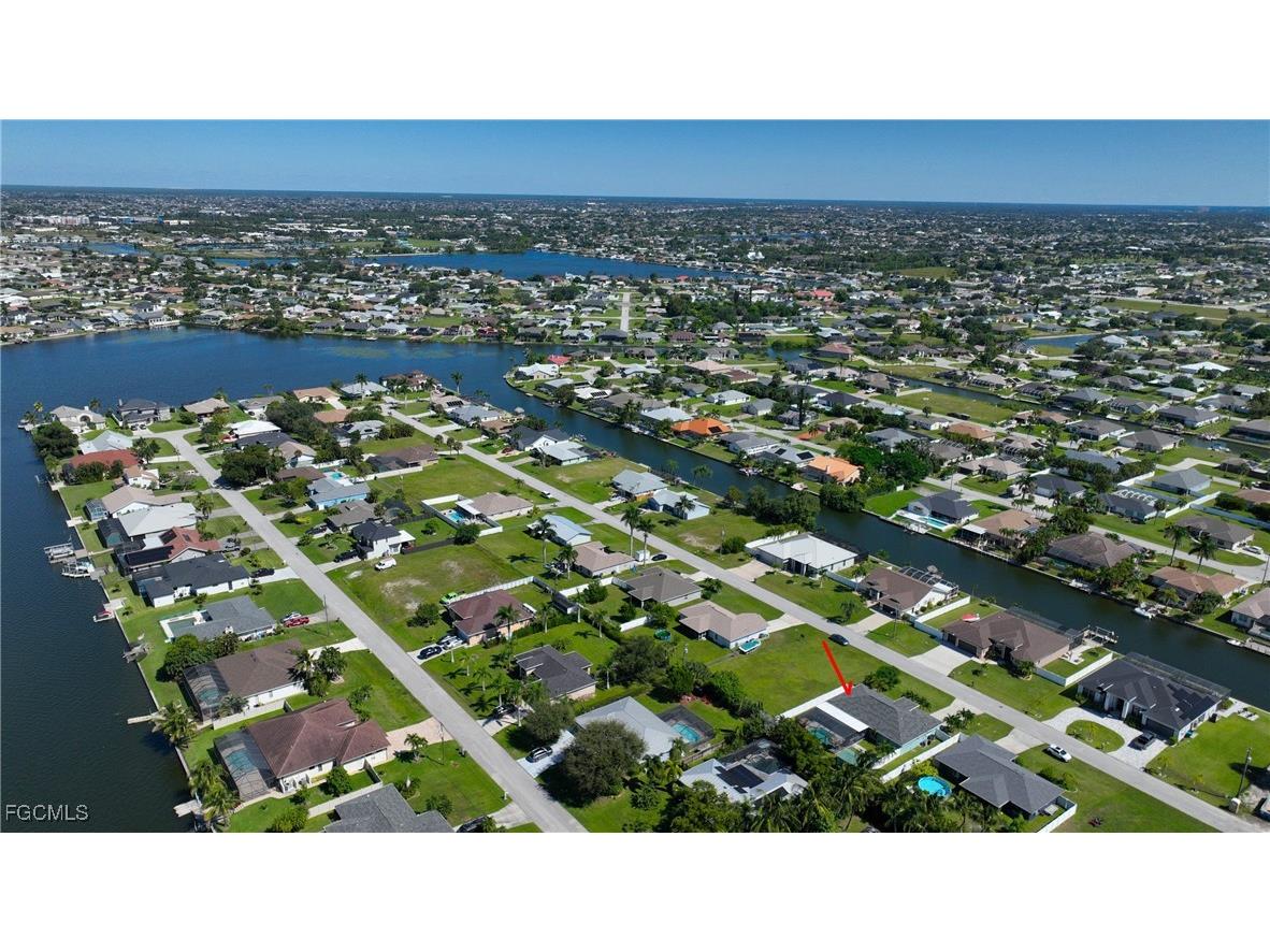 1306 SW 4th Place Cape Coral FL 33991 2025015204 image35