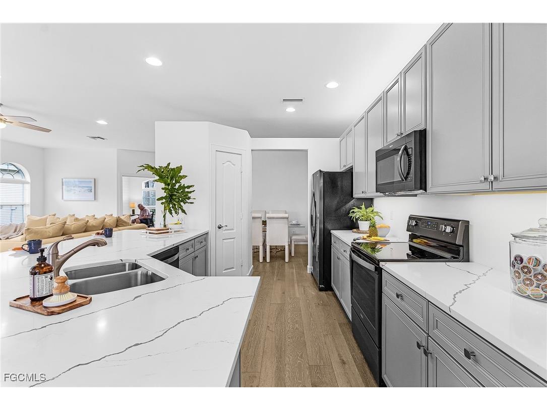 13060 Sail Away Street North Fort Myers FL 33903 2025018511 image17