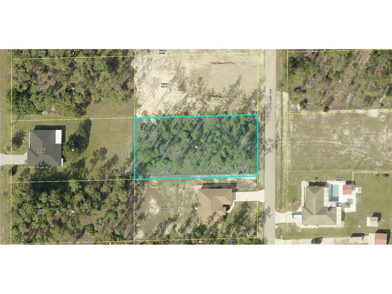 1307 Cleveland Avenue Lehigh Acres FL 33972 2025022045 image1