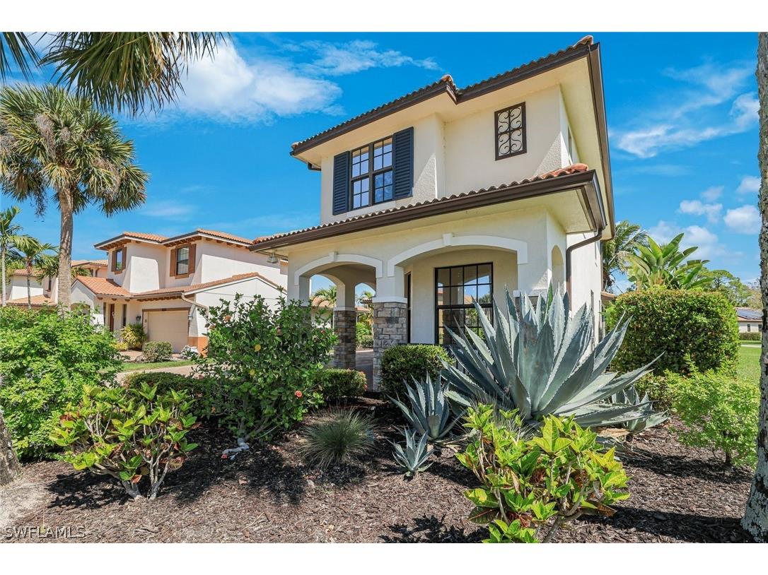 1307 Kendari Terrace Naples FL 34113 226010870 image1