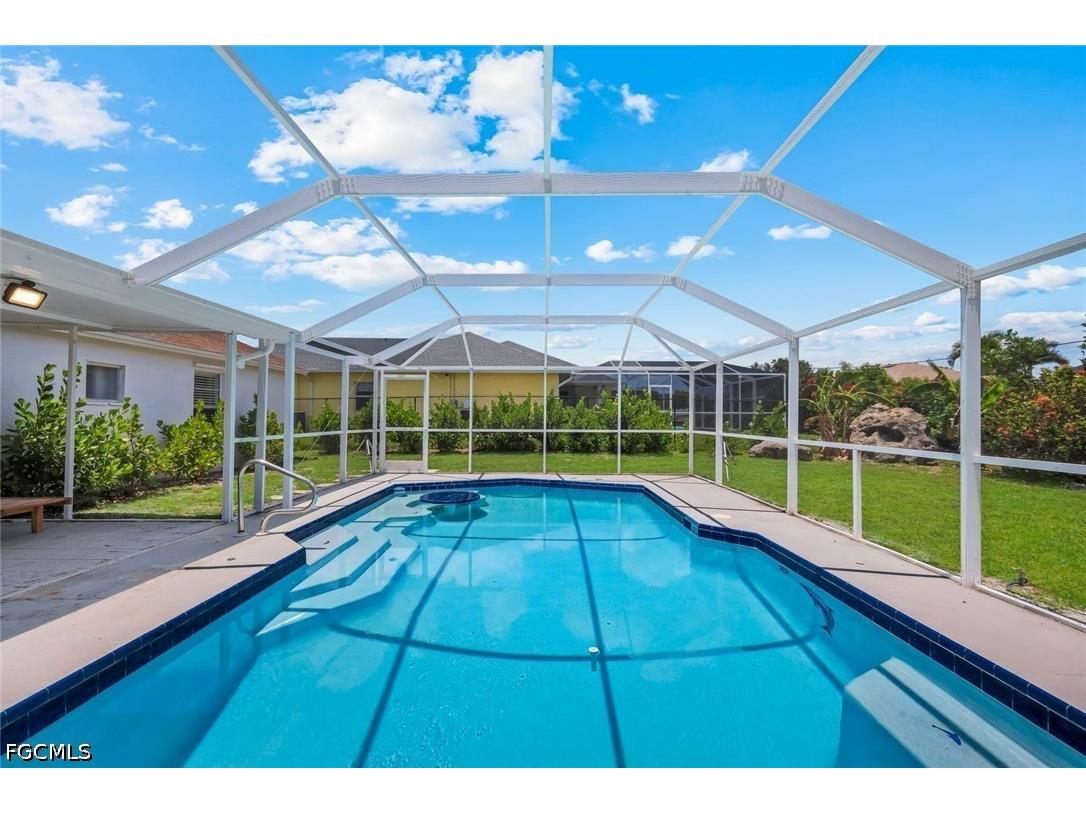 1307 SW 43rd Lane Cape Coral FL 33914 2026022758 image1