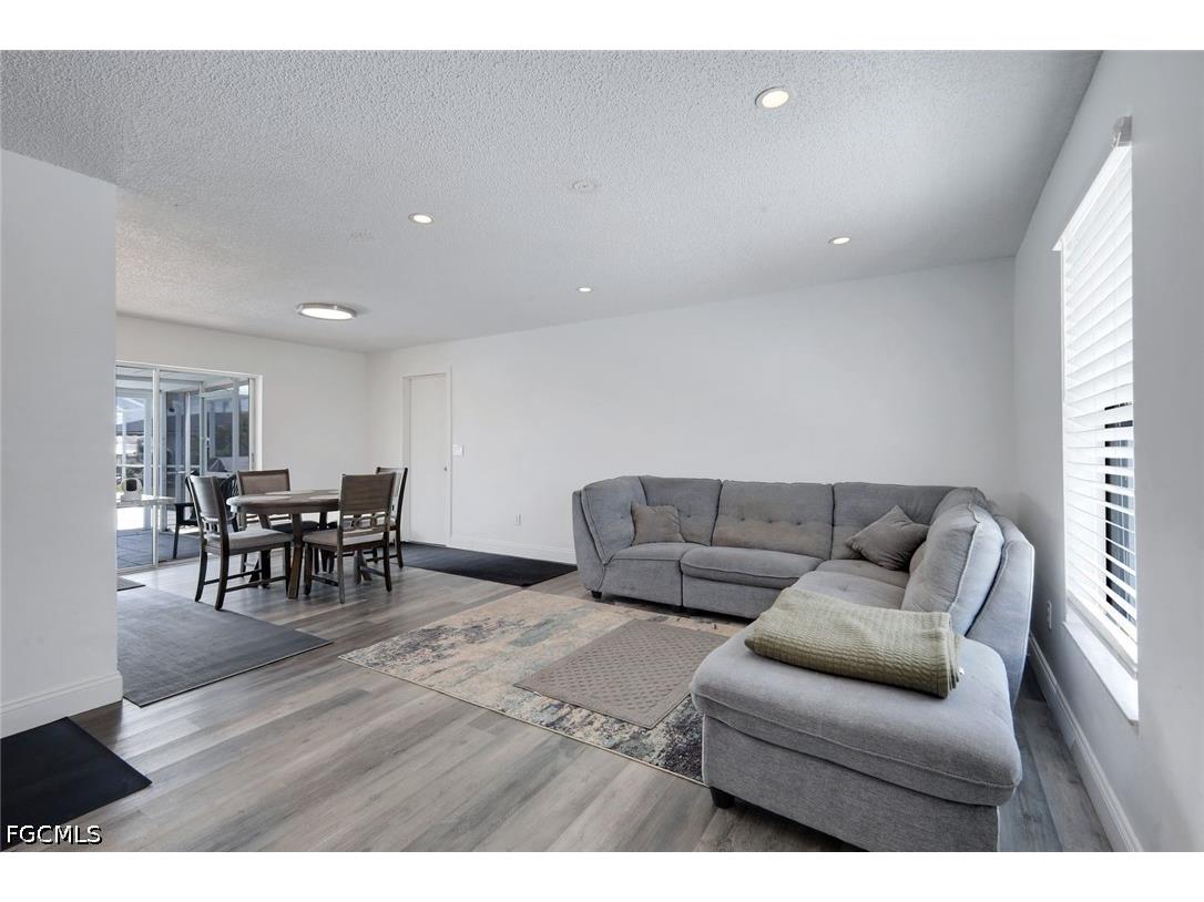 1307 SW 43rd Lane Cape Coral FL 33914 2026022758 image12