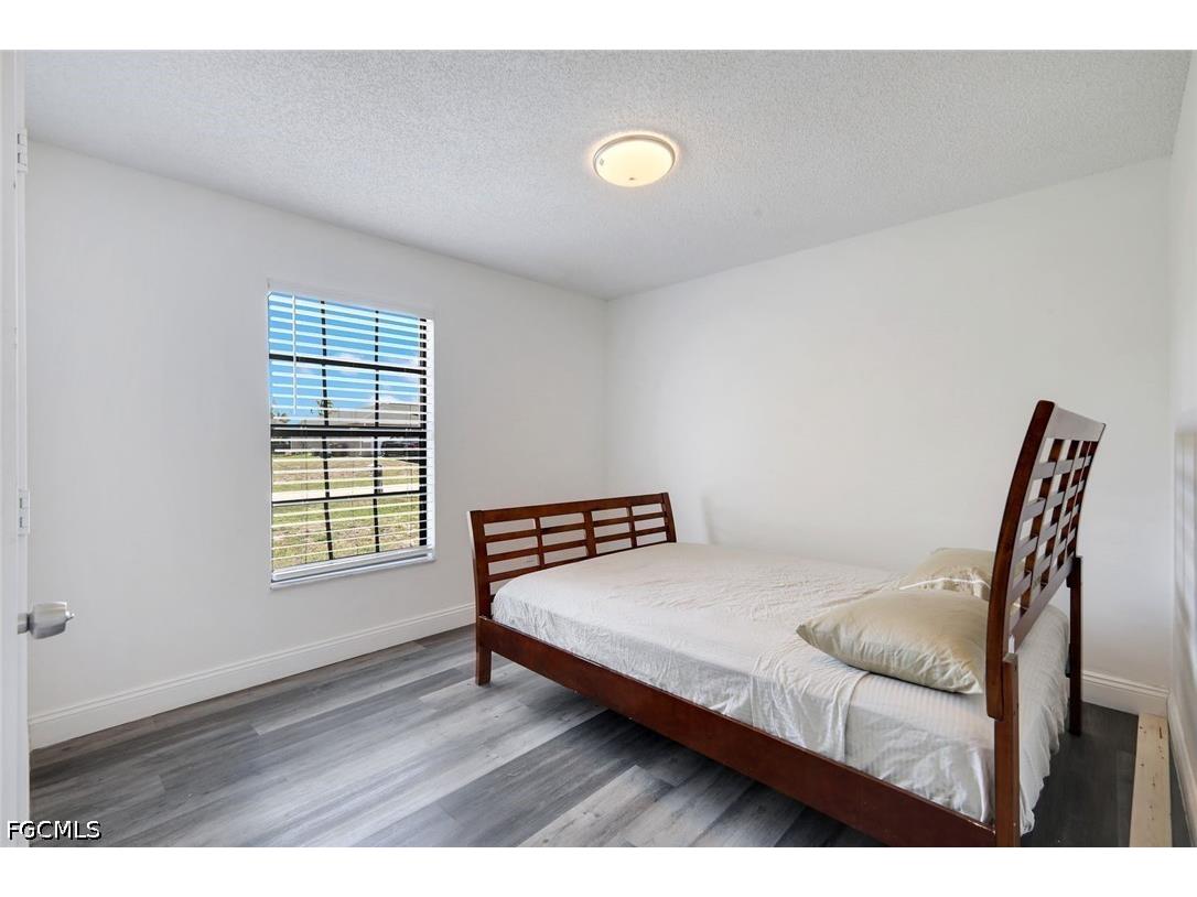 1307 SW 43rd Lane Cape Coral FL 33914 2026022758 image15