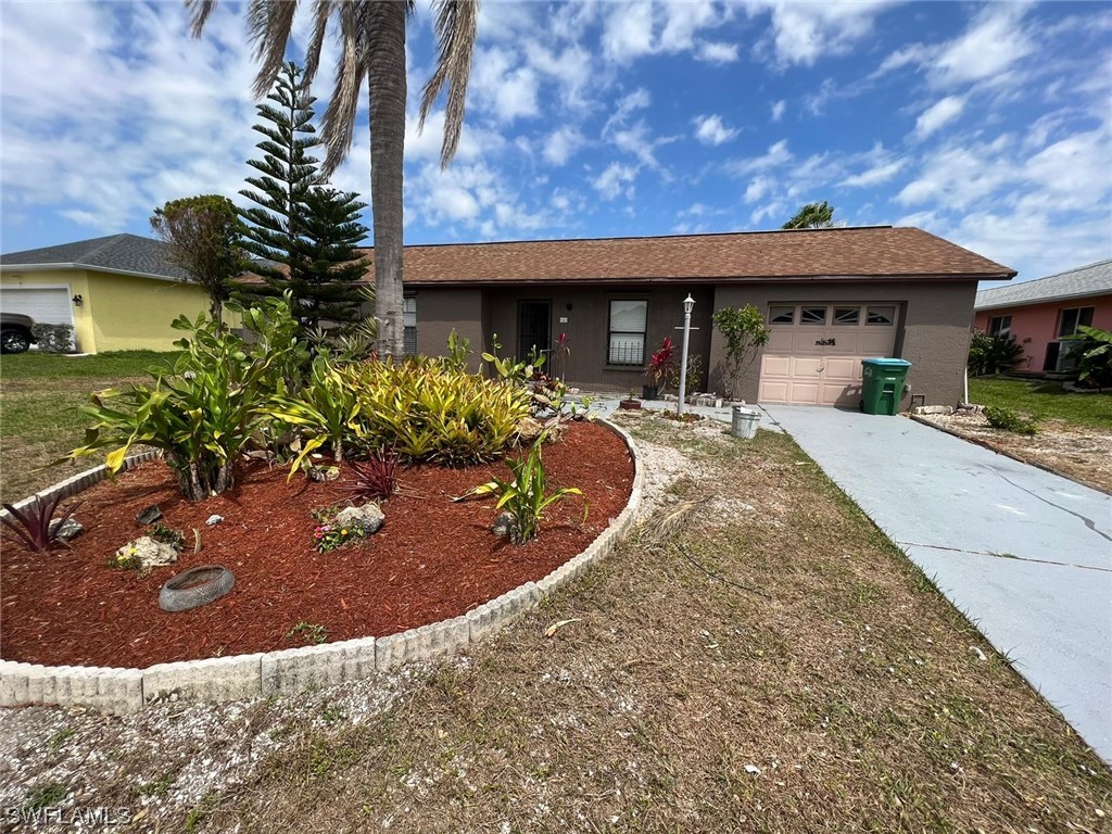 1307 SW 43rd Lane Cape Coral FL 33914 223025170 image1