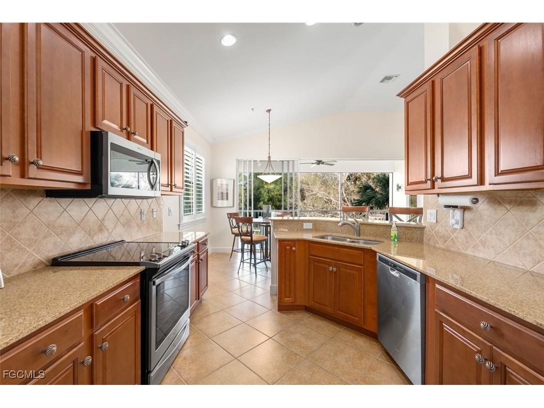 13071 Pebblebrook Point Circle #201 Fort Myers FL 33905 2025023685 image12