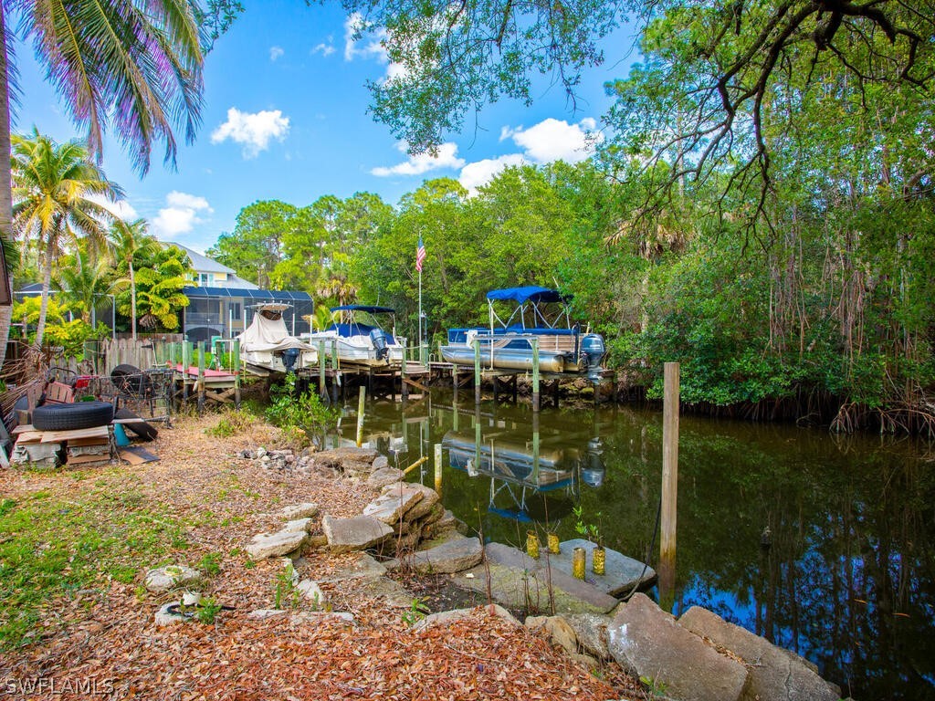 1308 Grand Canal Drive Naples FL 34110 222086558 image1