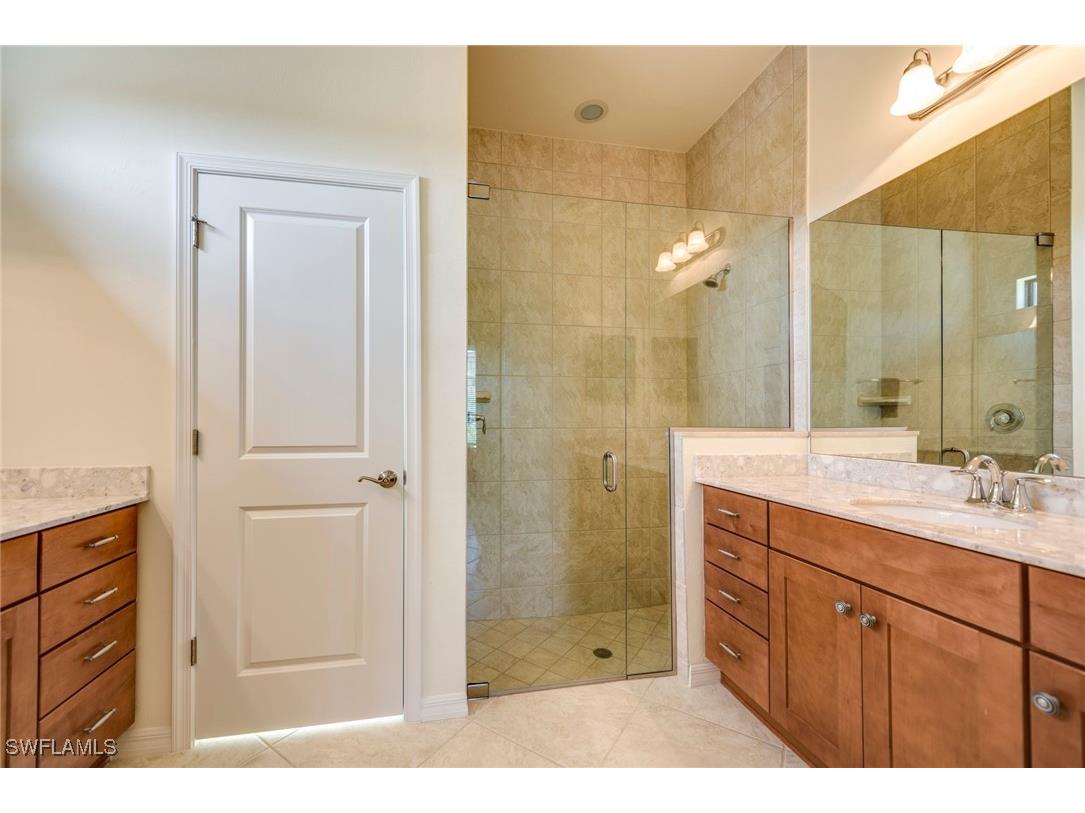 1308 Kendari Terrace Naples FL 34113 225084316 image11