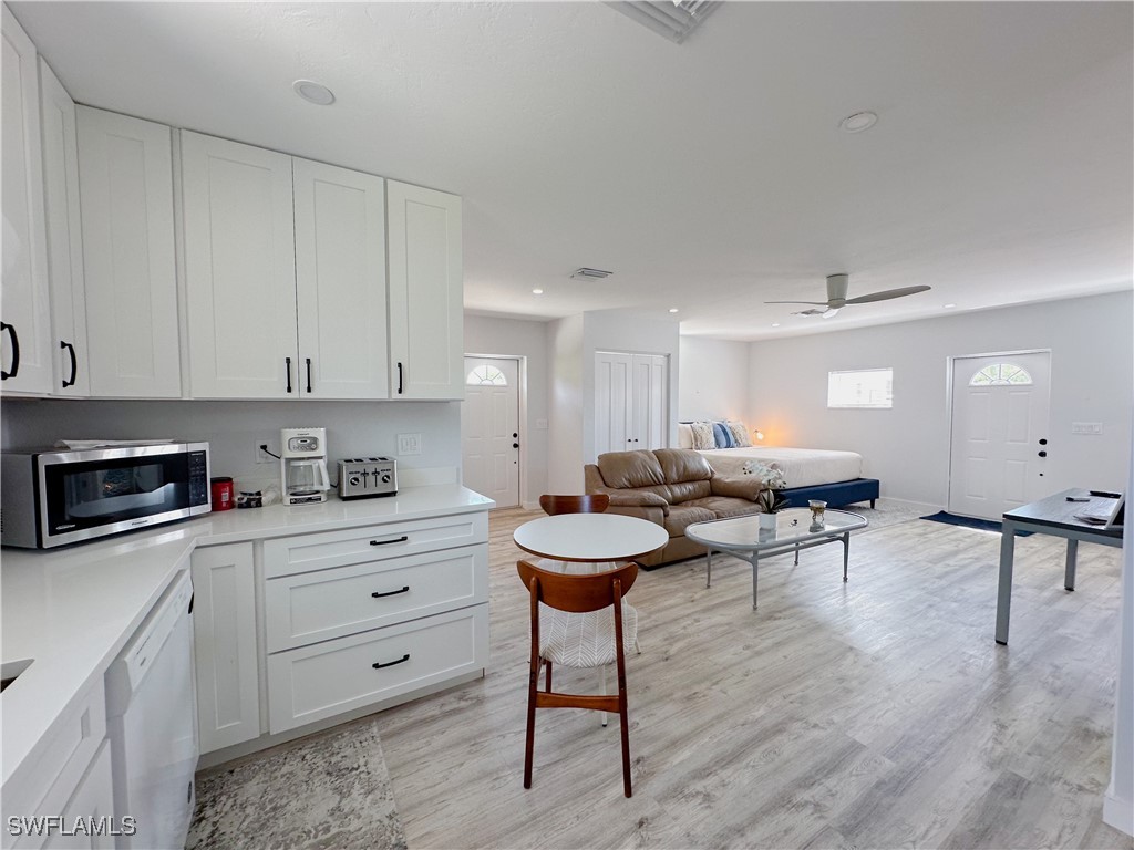 1308 Rosemary Lane Naples FL 34103 225084746 image20