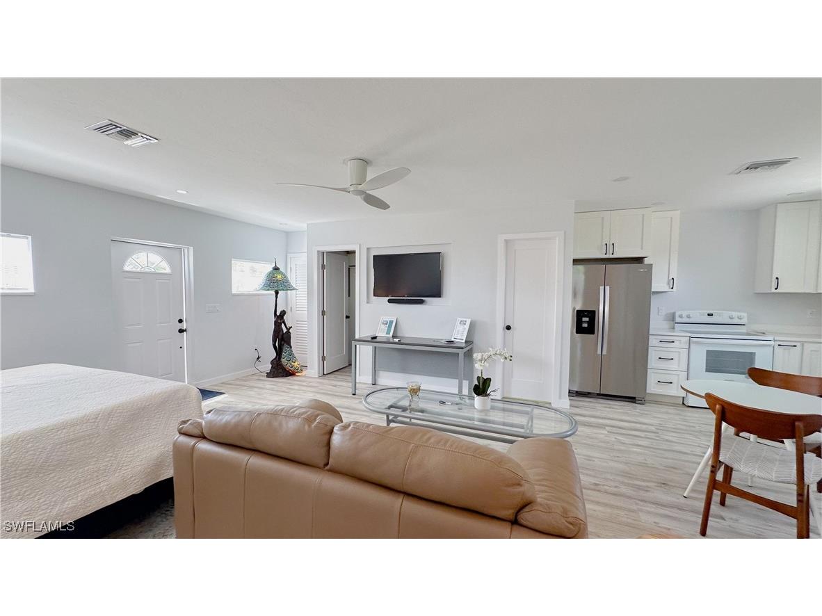 1308 Rosemary Lane Naples FL 34103 225084746 image23