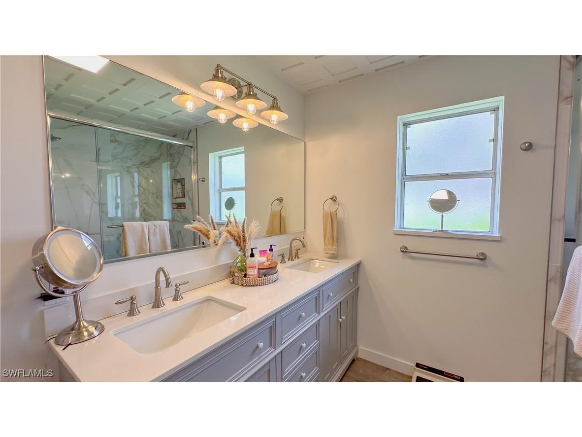 1308 Rosemary Lane Naples FL 34103 225084746 image6