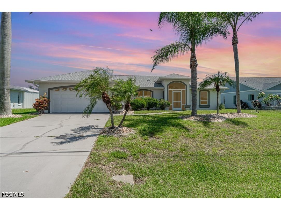 1308 SE 21st Terrace Cape Coral FL 33990 2026017833 image2