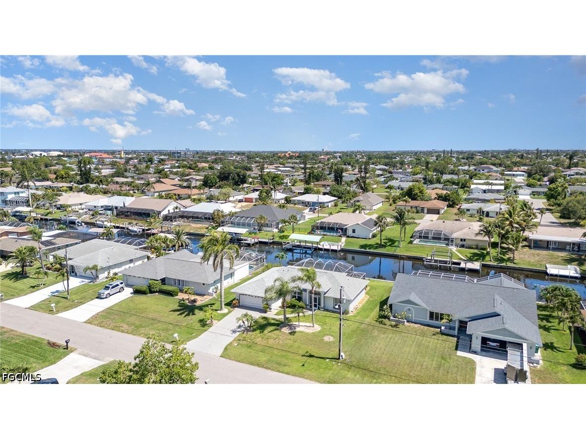 1308 SE 21st Terrace Cape Coral FL 33990 2026017833 image38