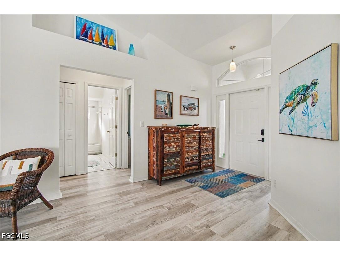 1308 SE 21st Terrace Cape Coral FL 33990 2026017833 image5