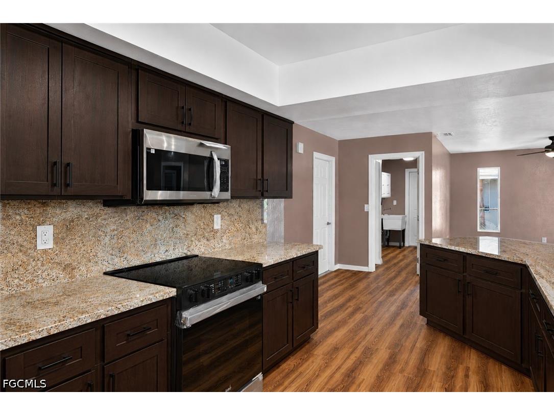 1308 SE 33rd Street Cape Coral FL 33904 2026009043 image10