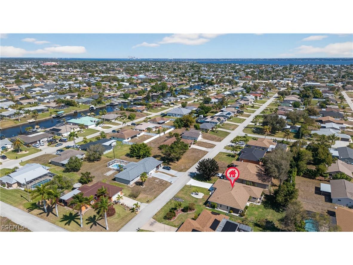 1308 SE 33rd Street Cape Coral FL 33904 2026009043 image35