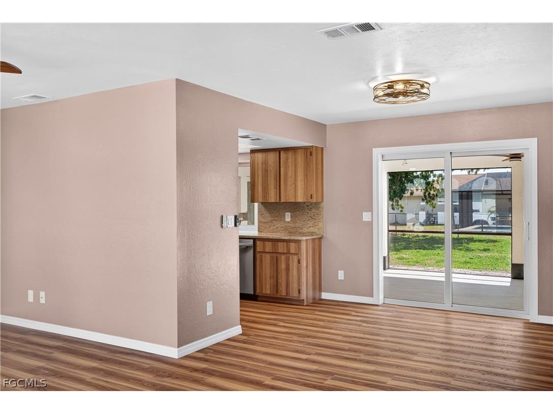 1308 SE 33rd Street Cape Coral FL 33904 2026009043 image4
