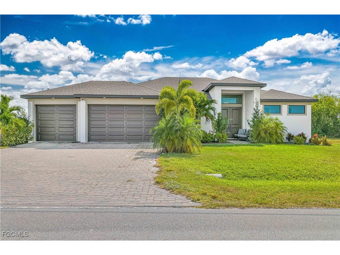 1308 SW 4th Lane Cape Coral FL 33991 2025020886 image1
