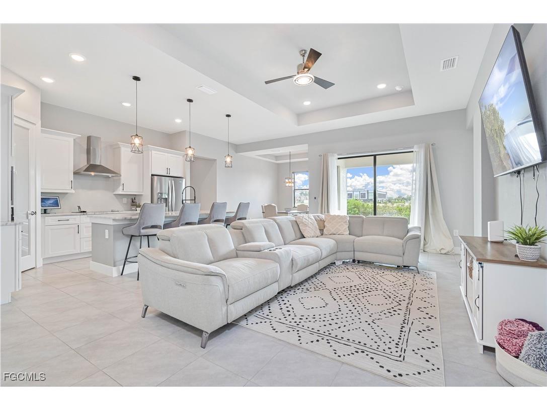 1308 SW 4th Lane Cape Coral FL 33991 2025020886 image12