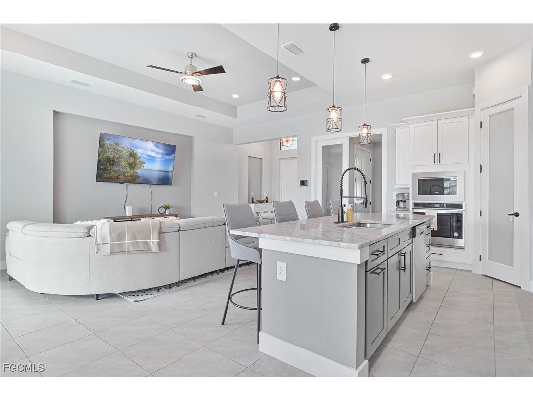 1308 SW 4th Lane Cape Coral FL 33991 2025020886 image14