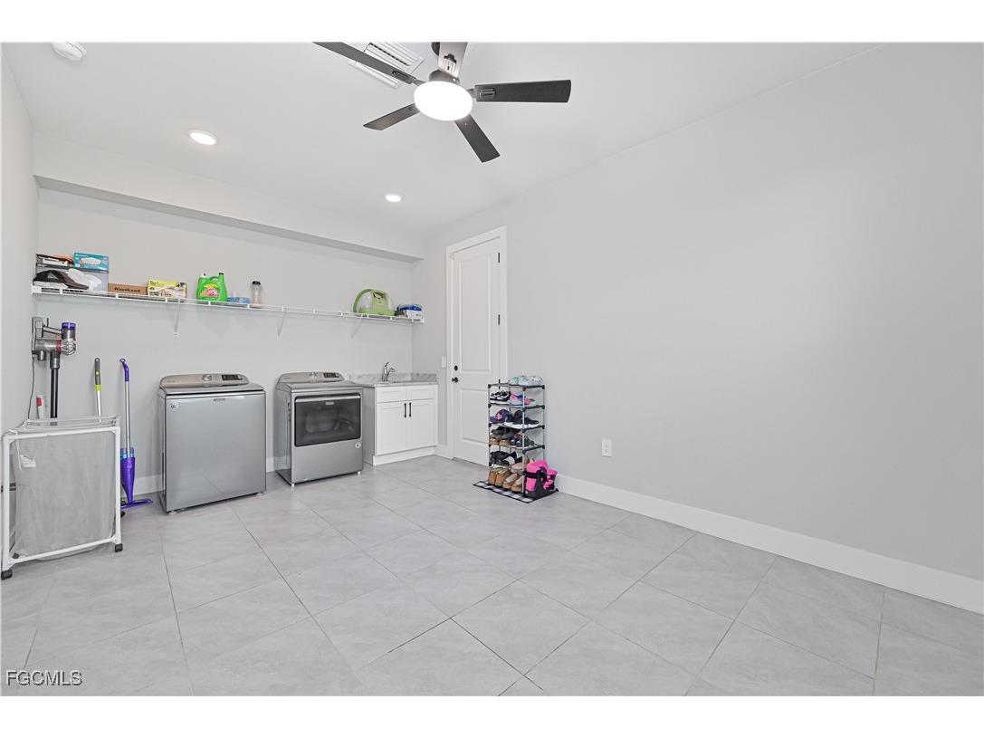 1308 SW 4th Lane Cape Coral FL 33991 2025020886 image28