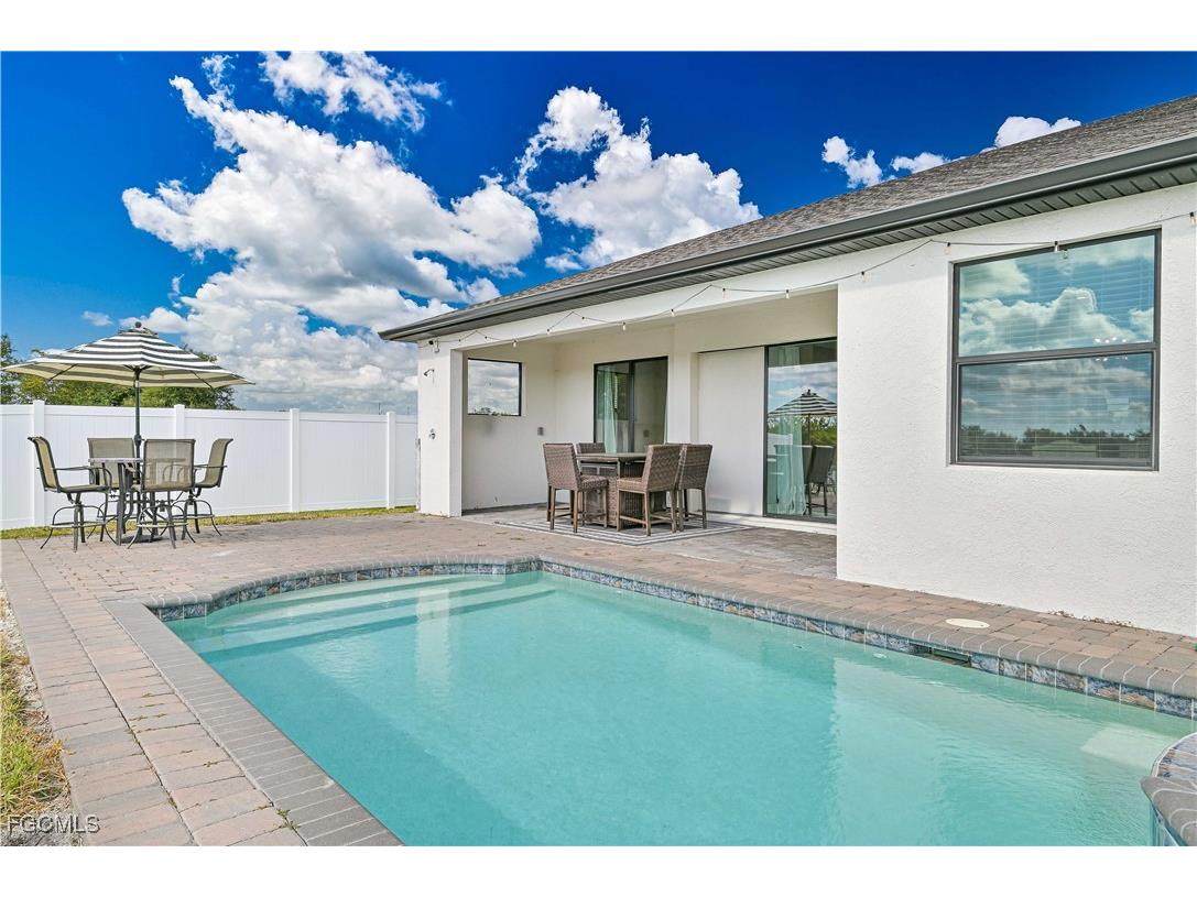 1308 SW 4th Lane Cape Coral FL 33991 2025020886 image35
