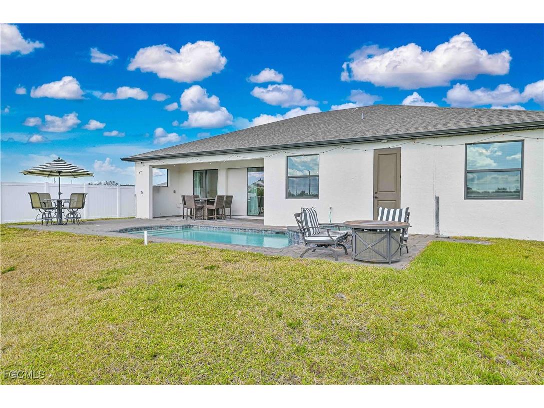 1308 SW 4th Lane Cape Coral FL 33991 2025020886 image36