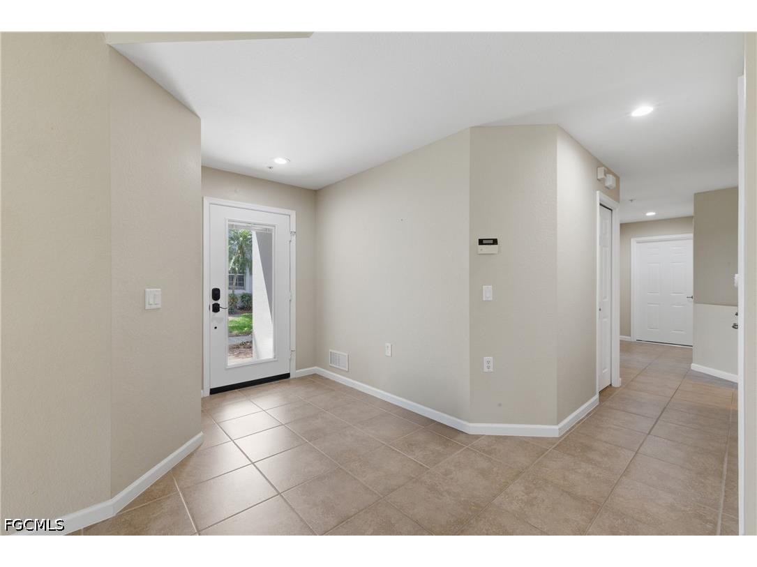 13081 Pebblebrook Point Circle #102 Fort Myers FL 33905 2026005345 image8
