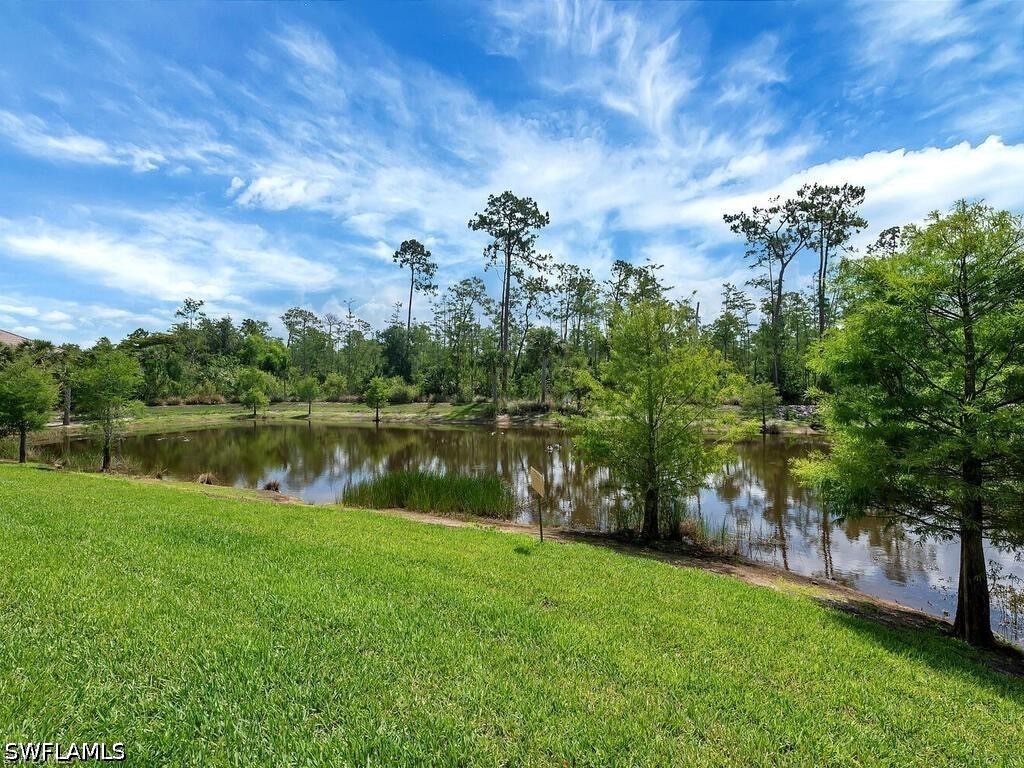 13081 Pembroke Drive Naples FL 34105 226026265 image1