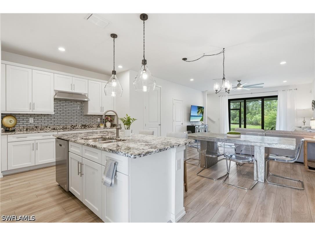 13081 Pembroke Drive Naples FL 34105 226026265 image16